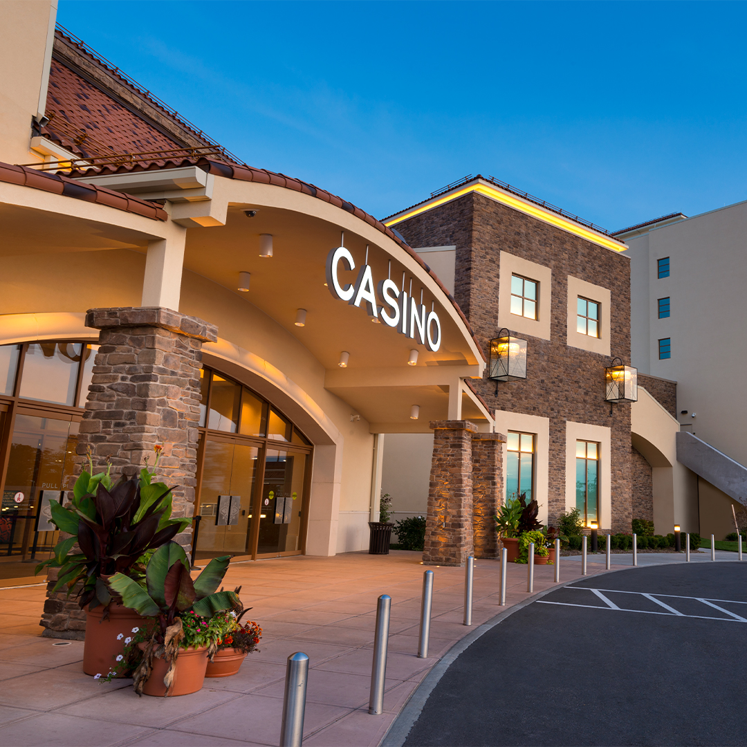 del Lago exterior